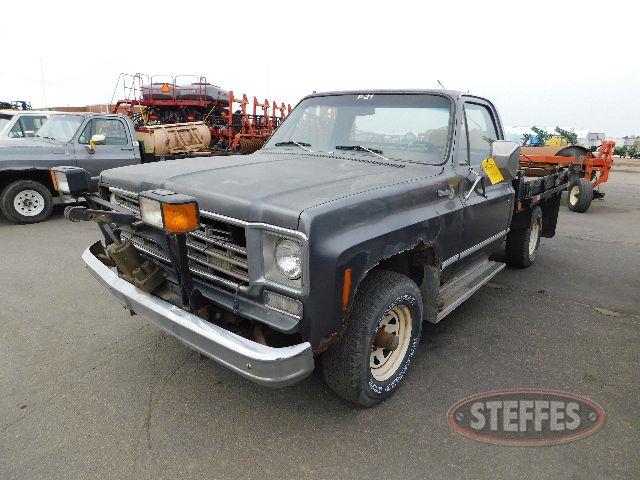 1975 Chevrolet C10_1.jpg